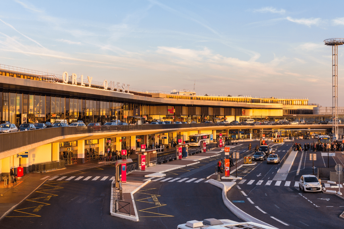 Aeroport Orly avec Taxi Montereau